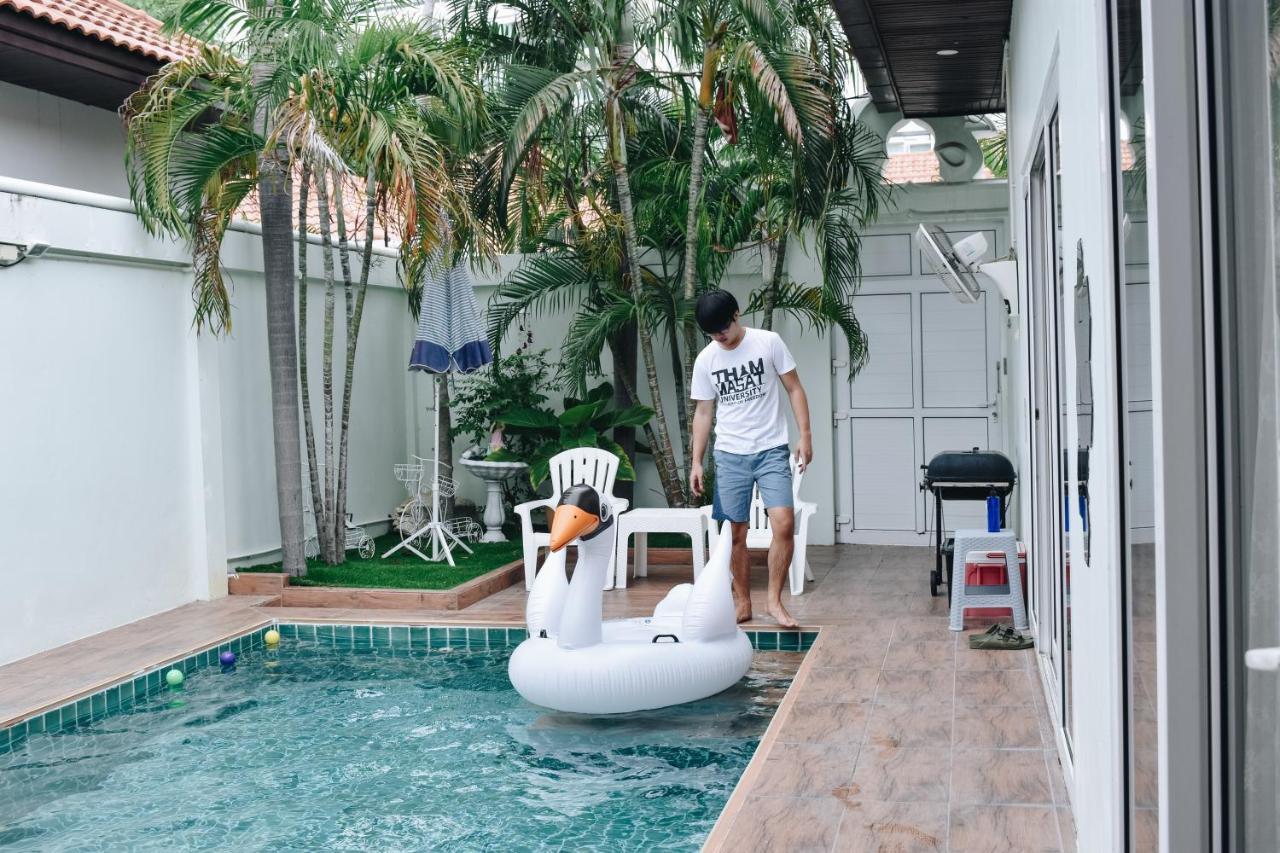 Villa The Pool House No.8